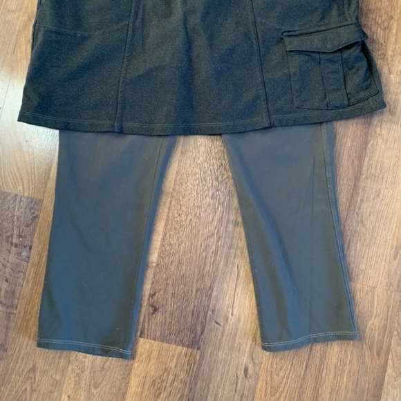 Athleta Bettona Skirt with Capri Leggings - Picture 4 of 15